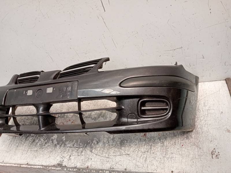 Recambio de paragolpes delantero para nissan almera ii (n16) 2.2 di referencia OEM IAM  ojo ver fotos 