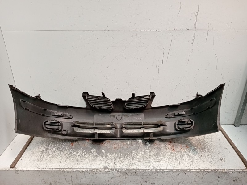 Recambio de paragolpes delantero para nissan almera ii (n16) 2.2 di referencia OEM IAM  ojo ver fotos 