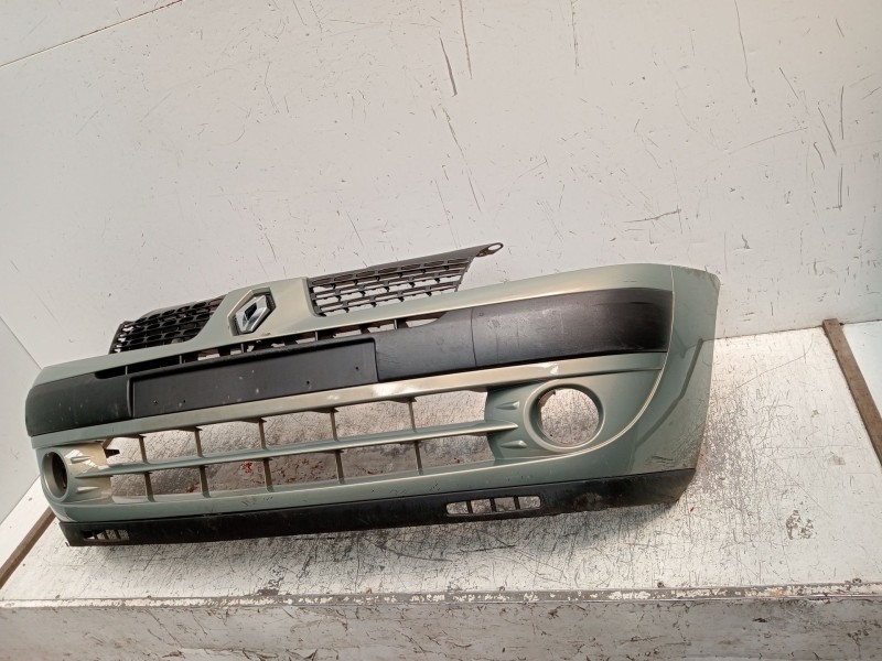 Recambio de paragolpes delantero para renault clio ii (bb_, cb_) 1.5 dci (b/cb08) referencia OEM IAM   