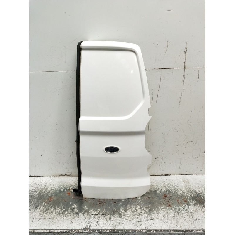 Recambio de puerta trasera derecha para ford transit courier b460 monospace 1.5 tdci referencia OEM IAM  5P 