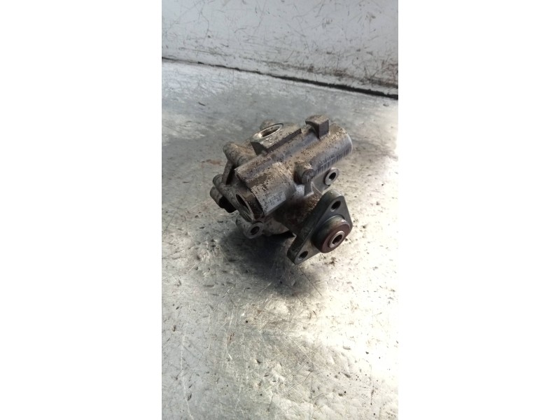 Recambio de bomba direccion para fiat linea (110) dynamic referencia OEM IAM 517902810 7613955539 