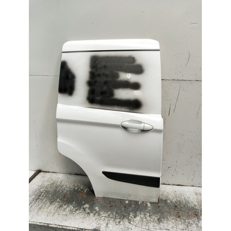 Recambio de puerta lateral corredera derecha para ford transit courier referencia OEM IAM  5P 