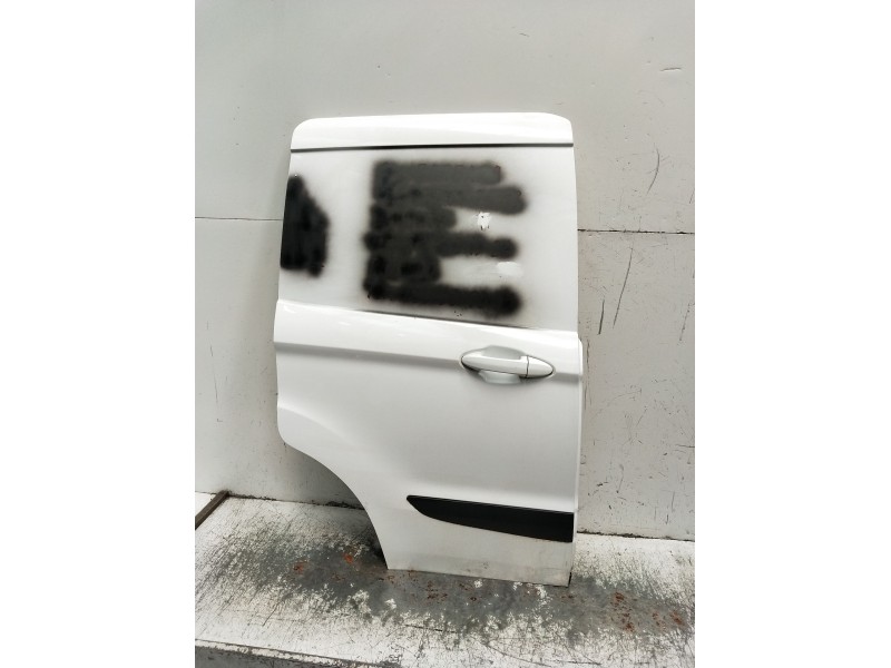 Recambio de puerta lateral corredera derecha para ford transit courier referencia OEM IAM  5P 