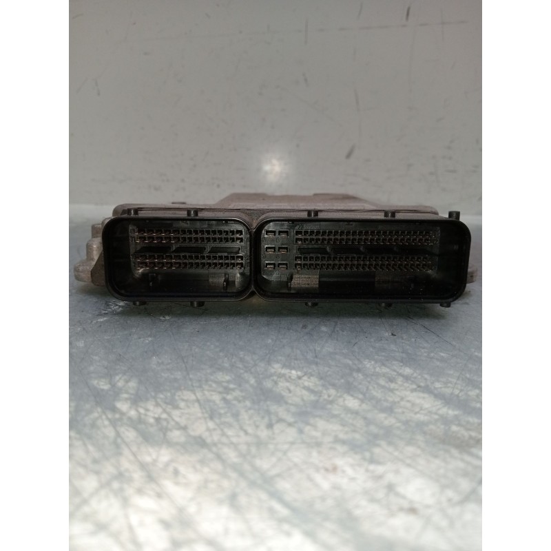 Recambio de centralita motor uce para volkswagen golf v (1k1) 1.9 tdi referencia OEM IAM   