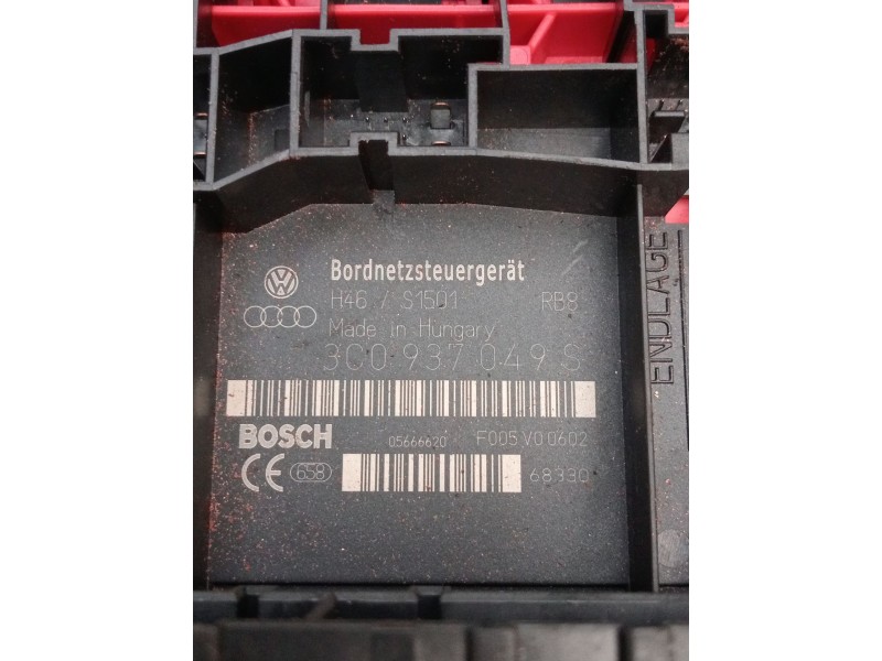 Recambio de caja reles / fusibles para volkswagen golf v (1k1) 1.9 tdi referencia OEM IAM 3C0937049S  