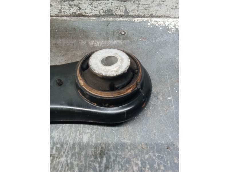 Recambio de brazo suspension inferior delantero derecho para ford transit courier b460 monospace 1.5 tdci referencia OEM IAM   
