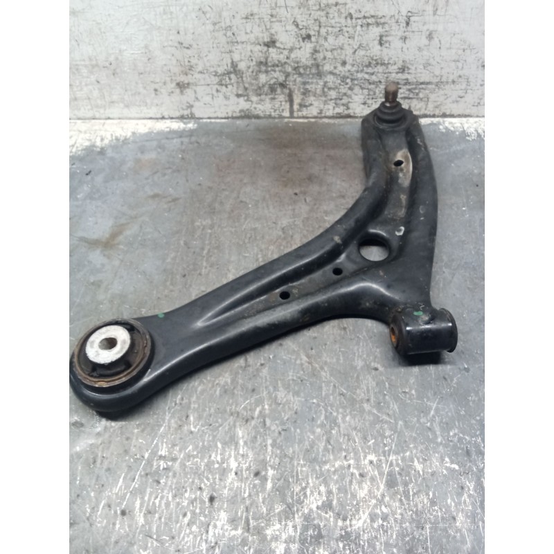 Recambio de brazo suspension inferior delantero izquierdo para ford transit courier b460 monospace 1.5 tdci referencia OEM IAM  