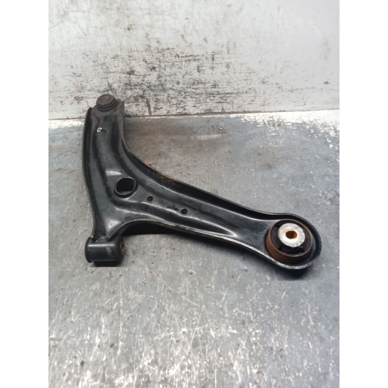 Recambio de brazo suspension inferior delantero izquierdo para ford transit courier b460 monospace 1.5 tdci referencia OEM IAM  