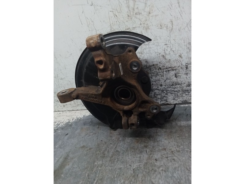 Recambio de mangueta delantera izquierda para ford transit courier b460 monospace 1.5 tdci referencia OEM IAM   