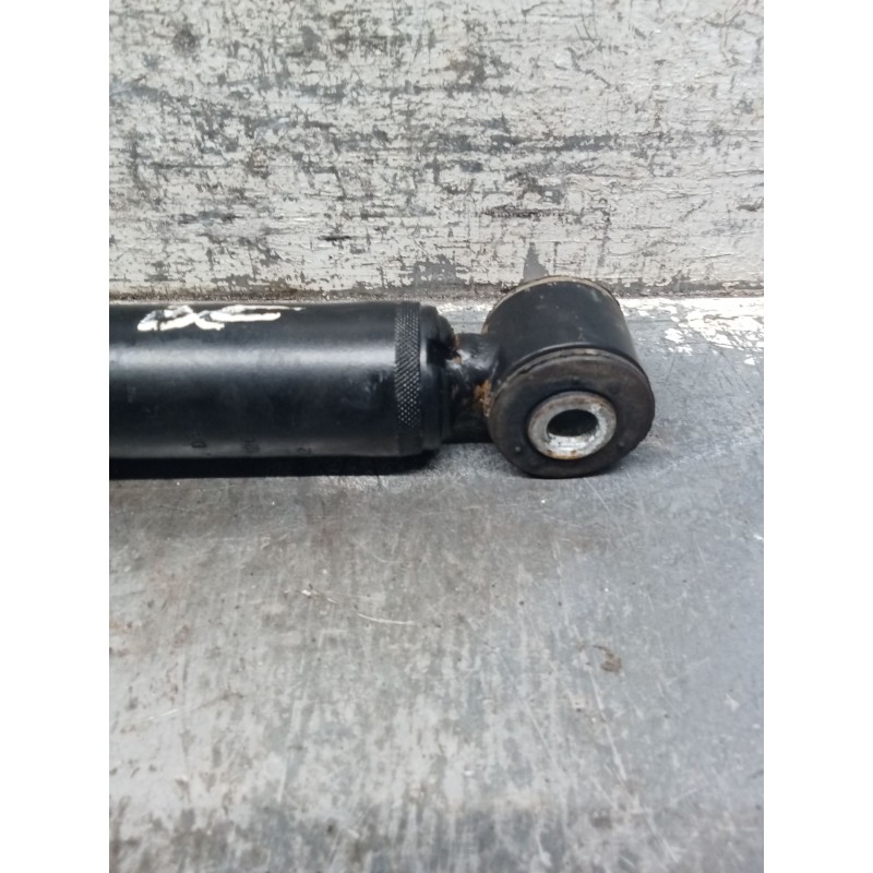 Recambio de amortiguador trasero derecho para ford transit courier b460 monospace 1.5 tdci referencia OEM IAM   