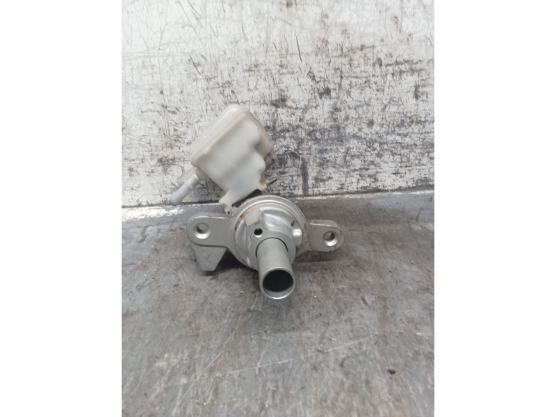 Recambio de bomba freno para ford transit courier b460 monospace 1.5 tdci referencia OEM IAM   