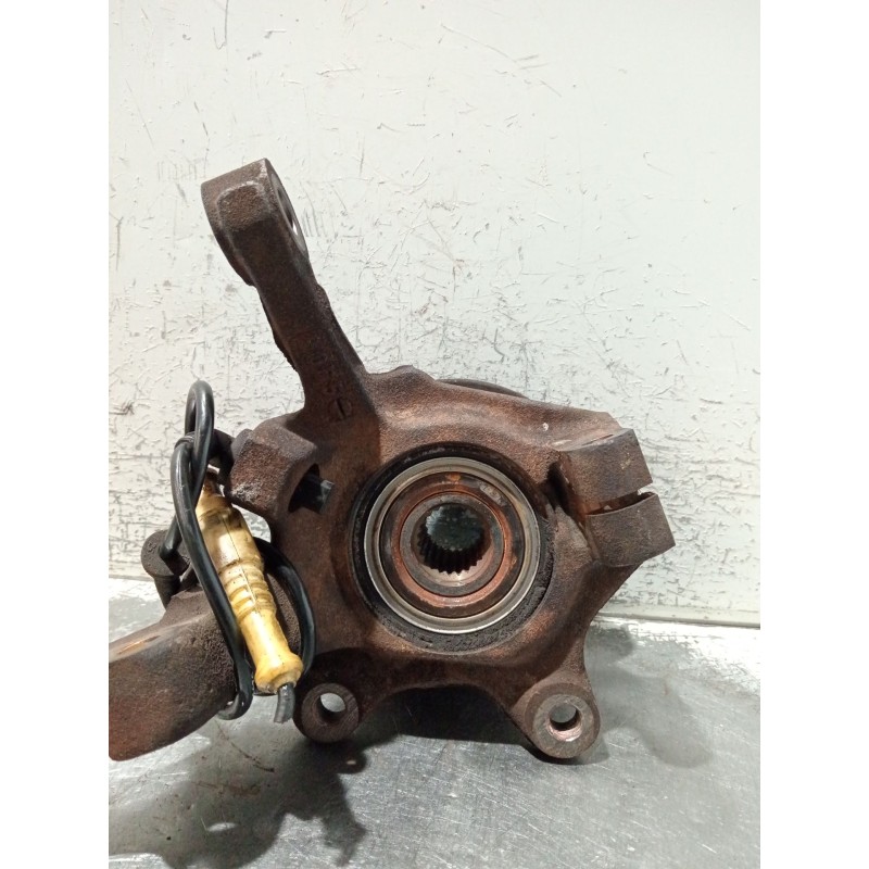 Recambio de mangueta delantera derecha para renault clio ii (bb_, cb_) 1.5 dci (b/cb08) referencia OEM IAM   