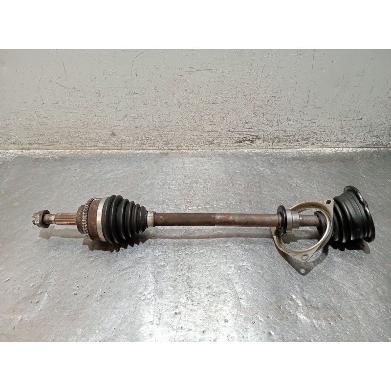 Recambio de transmision delantera izquierda para renault clio ii (bb_, cb_) 1.5 dci (b/cb08) referencia OEM IAM   