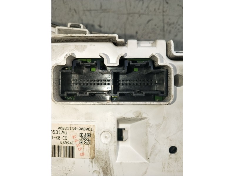 Recambio de cuadro instrumentos para chrysler pt cruiser (pt_) 2.2 crd referencia OEM IAM 00031134000001 CR0033011K0C0 05107631A