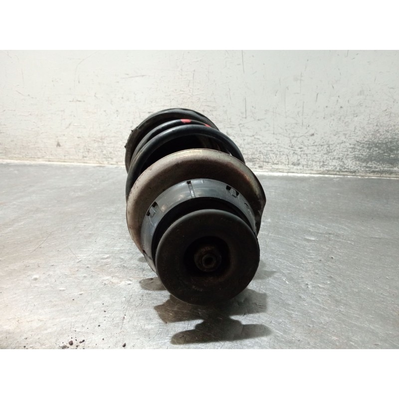 Recambio de amortiguador delantero derecho para renault clio ii (bb_, cb_) 1.5 dci (b/cb08) referencia OEM IAM 7700428438D  