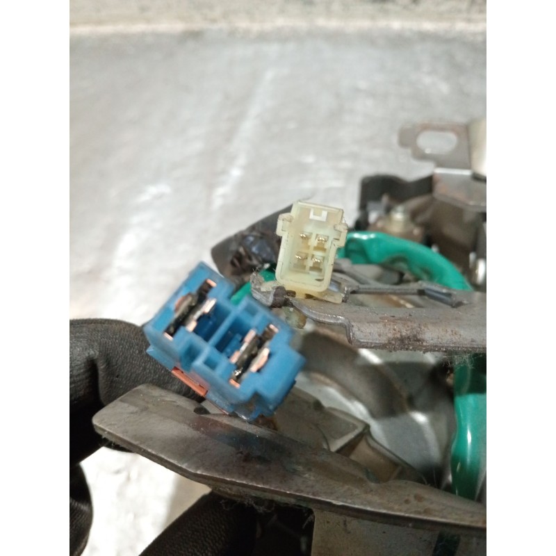 Recambio de columna direccion para renault clio ii (bb_, cb_) 1.5 dci (b/cb08) referencia OEM IAM 8200091805 6900000319 31075224