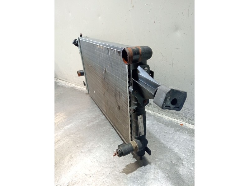 Recambio de radiador agua para opel vectra a hatchback (j89) 1.6 i cat (f68, m68) referencia OEM IAM 632231  