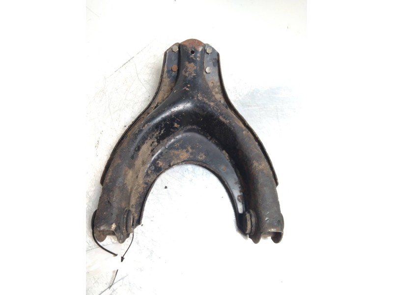 Recambio de brazo suspension inferior delantero izquierdo para renault 12 referencia OEM IAM   