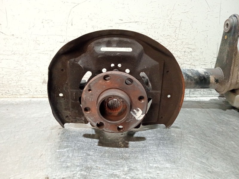 Recambio de mangueta delantera derecha para opel vectra a hatchback (j89) 1.6 i cat (f68, m68) referencia OEM IAM 90334320  