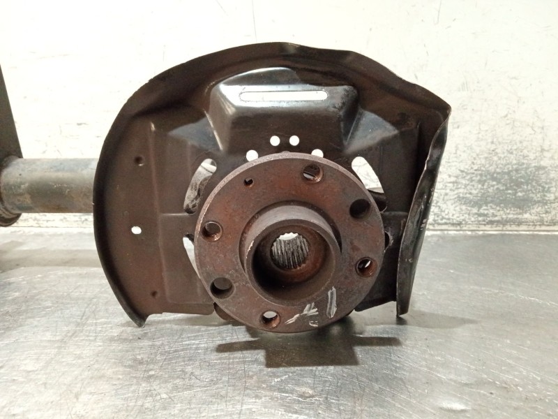 Recambio de mangueta delantera izquierda para opel vectra a hatchback (j89) 1.6 i cat (f68, m68) referencia OEM IAM 90334219  