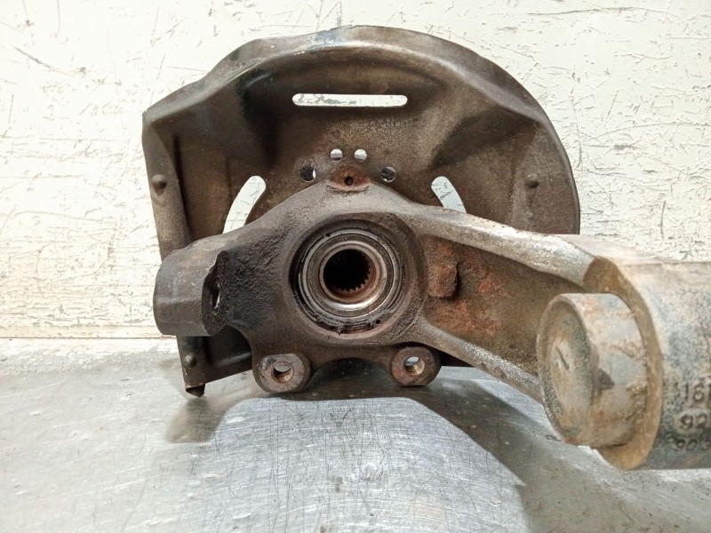 Recambio de mangueta delantera izquierda para opel vectra a hatchback (j89) 1.6 i cat (f68, m68) referencia OEM IAM 90334219  