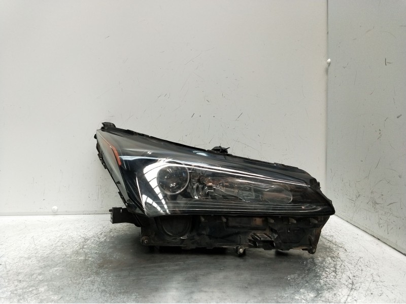 Recambio de faro derecho para lexus nx (_z1_) 300h awd (ayz15) referencia OEM IAM 3180072026 8990878021 xenon 67501023033830