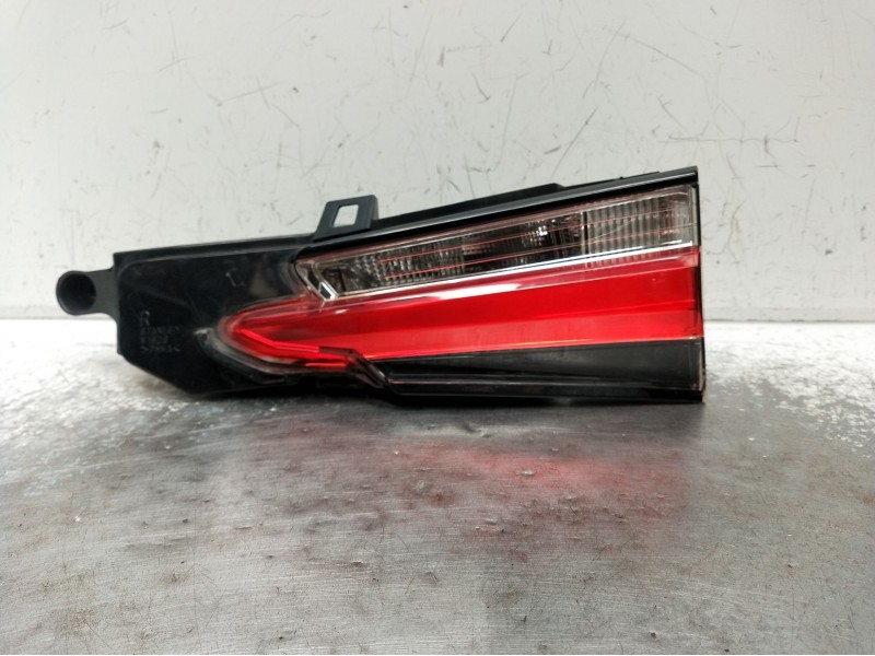 Recambio de piloto trasero derecho interior para lexus nx (_z1_) 300h awd (ayz15) referencia OEM IAM A046040  