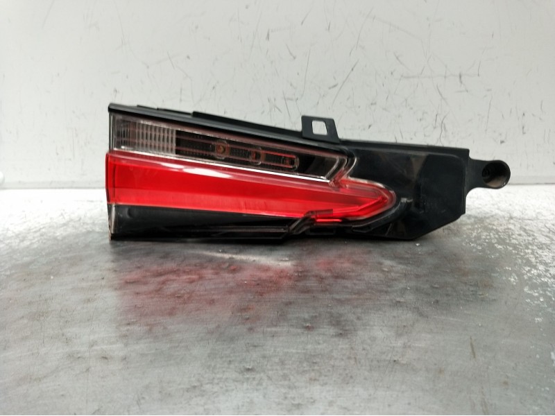 Recambio de piloto trasero izquierdo interior para lexus nx (_z1_) 300h awd (ayz15) referencia OEM IAM A046040  