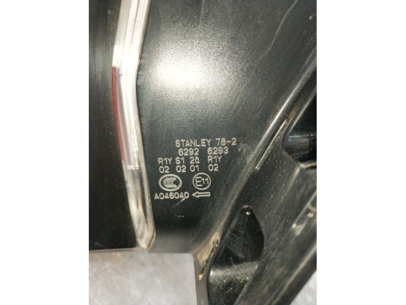 Recambio de piloto trasero izquierdo para lexus nx (_z1_) 300h awd (ayz15) referencia OEM IAM A046040 62926293 