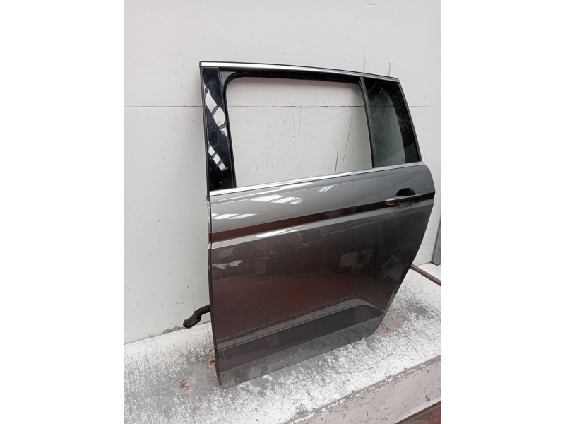 Recambio de puerta trasera izquierda para volkswagen touran (5t1) 1.6 tdi referencia OEM IAM  5P 