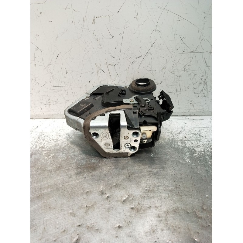 Recambio de motor cierre centralizado trasero izquierdo para lexus nx (_z1_) 300h awd (ayz15) referencia OEM IAM A046693 5P 6G13
