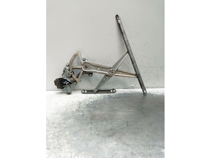 Recambio de elevalunas delantero derecho para lexus nx (_z1_) 300h awd (ayz15) referencia OEM IAM 8571078011 0620204981 