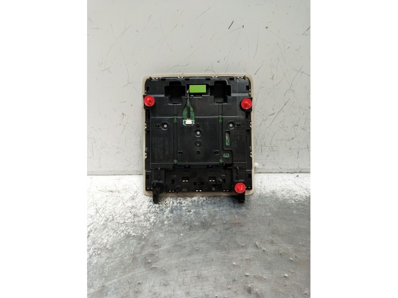 Recambio de luz interior para lexus nx (_z1_) 300h awd (ayz15) referencia OEM IAM 1D111208G  