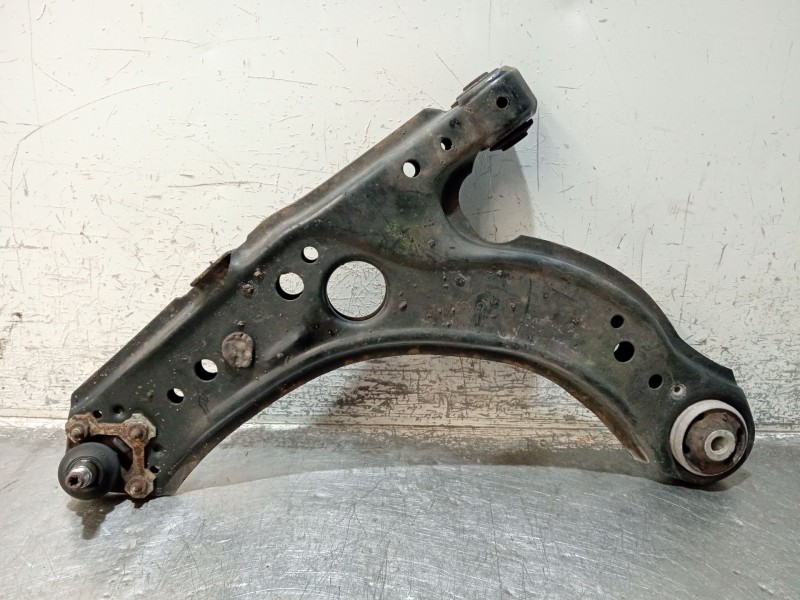 Recambio de brazo suspension inferior delantero izquierdo para audi a3 (8l1) 1.9 tdi referencia OEM IAM   