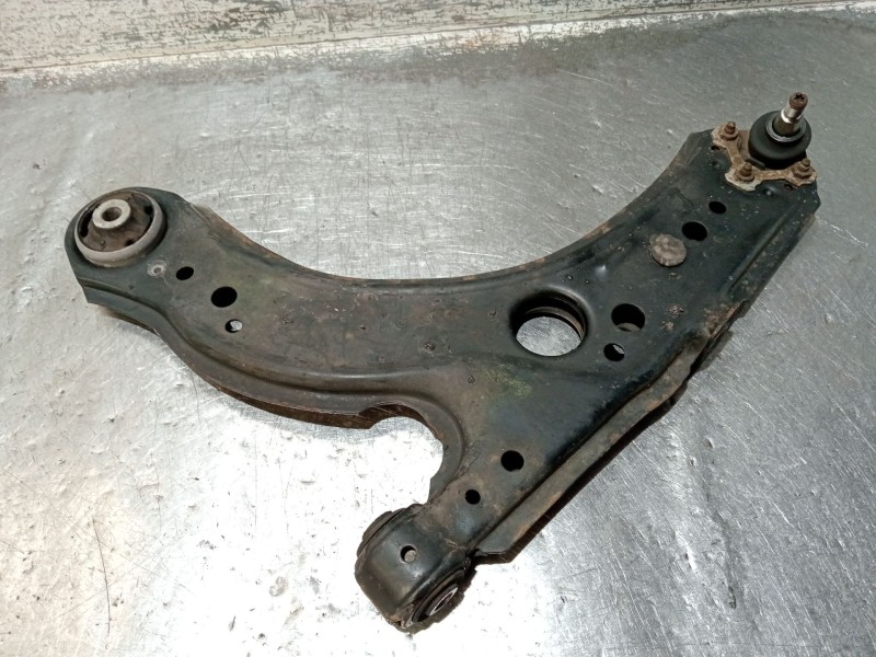 Recambio de brazo suspension inferior delantero izquierdo para audi a3 (8l1) 1.9 tdi referencia OEM IAM   