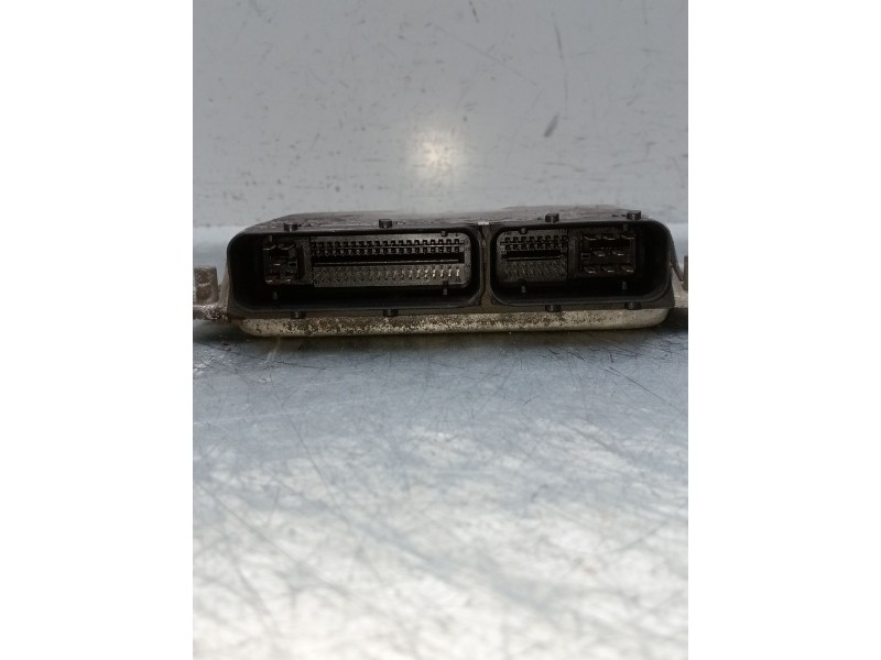 Recambio de centralita motor uce para audi a3 (8l1) 1.9 tdi referencia OEM IAM 0281010120 038906012A 