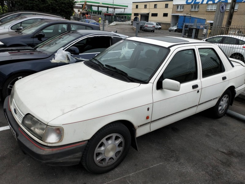 ford sierra berlina del año 1993