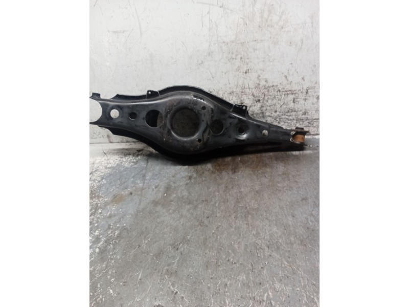 Recambio de brazo suspension inferior trasero derecho para lexus nx (_z1_) 300h awd (ayz15) referencia OEM IAM   
