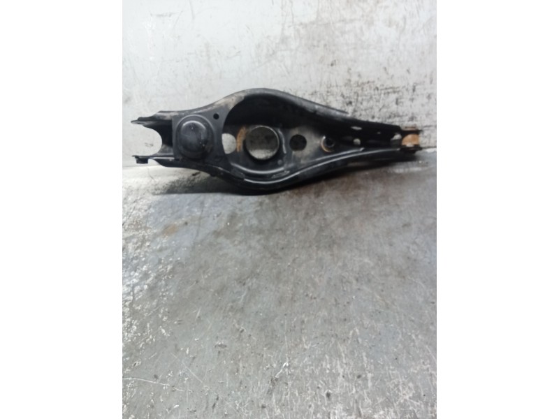 Recambio de brazo suspension inferior trasero derecho para lexus nx (_z1_) 300h awd (ayz15) referencia OEM IAM   