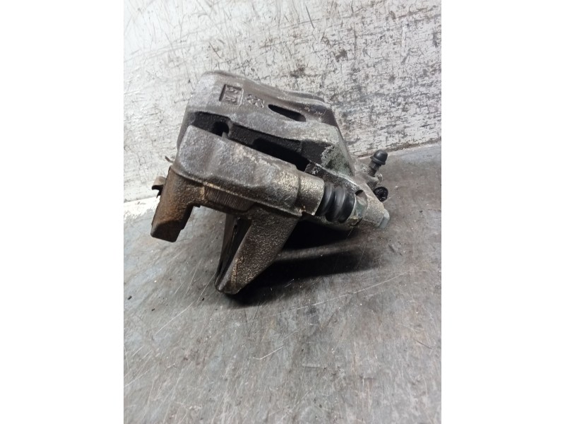 Recambio de pinza freno delantera izquierda para lexus nx (_z1_) 300h awd (ayz15) referencia OEM IAM   