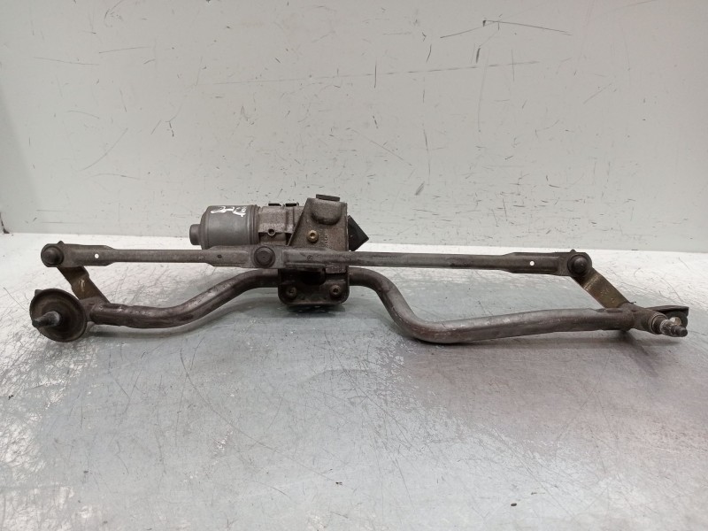 Recambio de motor limpia delantero para renault clio ii (bb_, cb_) 1.5 dci (b/cb08) referencia OEM IAM 8200258327 3397020622 