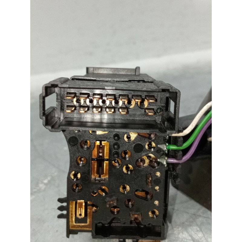 Recambio de mando luces para renault clio ii (bb_, cb_) 1.5 dci (b/cb08) referencia OEM IAM   