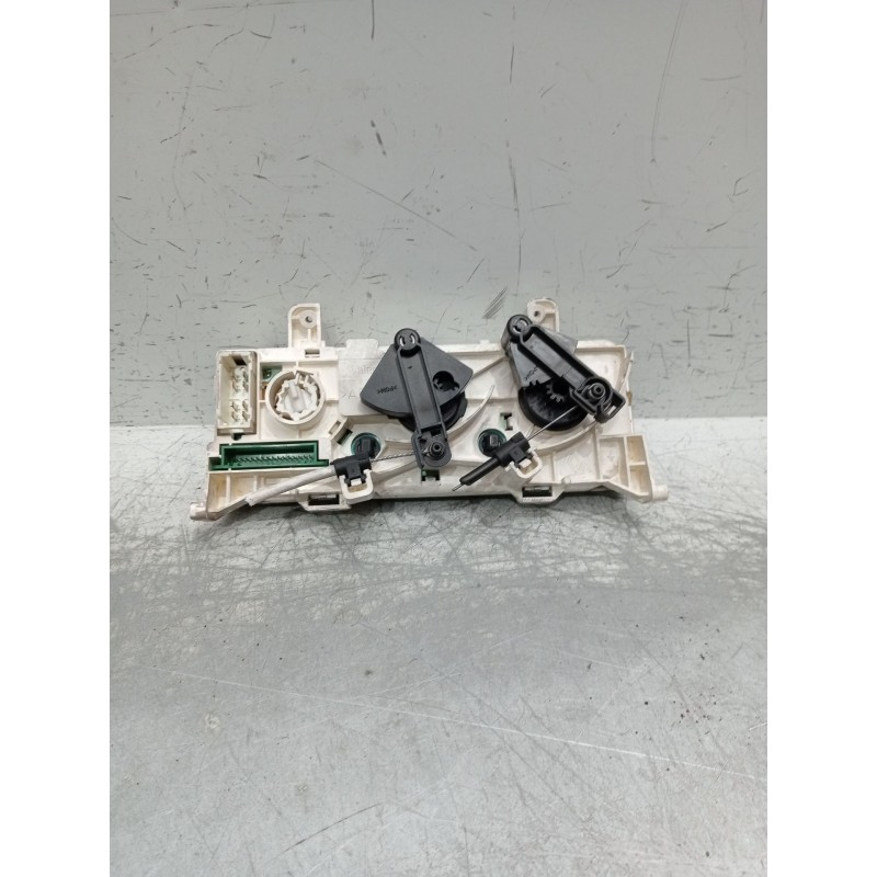 Recambio de mando calefaccion / aire acondicionado para renault clio ii (bb_, cb_) 1.5 dci (b/cb08) referencia OEM IAM 820014716
