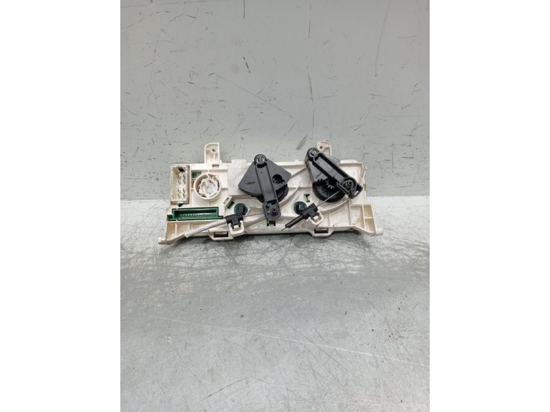 Recambio de mando calefaccion / aire acondicionado para renault clio ii (bb_, cb_) 1.5 dci (b/cb08) referencia OEM IAM 820014716