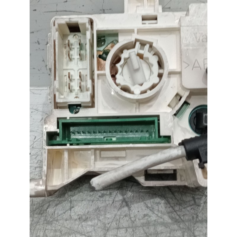 Recambio de mando calefaccion / aire acondicionado para renault clio ii (bb_, cb_) 1.5 dci (b/cb08) referencia OEM IAM 820014716