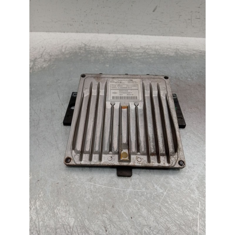 Recambio de centralita motor uce para renault clio ii (bb_, cb_) 1.5 dci (b/cb08) referencia OEM IAM 8200212348 80208289 HOM8200