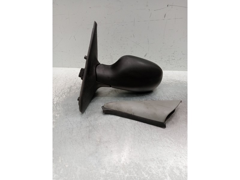 Recambio de retrovisor izquierdo para renault clio ii (bb_, cb_) 1.5 dci (b/cb08) referencia OEM IAM   