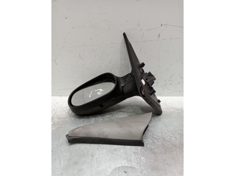 Recambio de retrovisor izquierdo para renault clio ii (bb_, cb_) 1.5 dci (b/cb08) referencia OEM IAM   