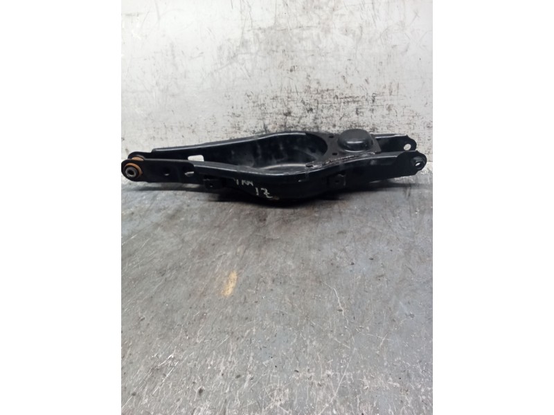 Recambio de brazo suspension inferior trasero izquierdo para lexus nx (_z1_) 300h awd (ayz15) referencia OEM IAM   
