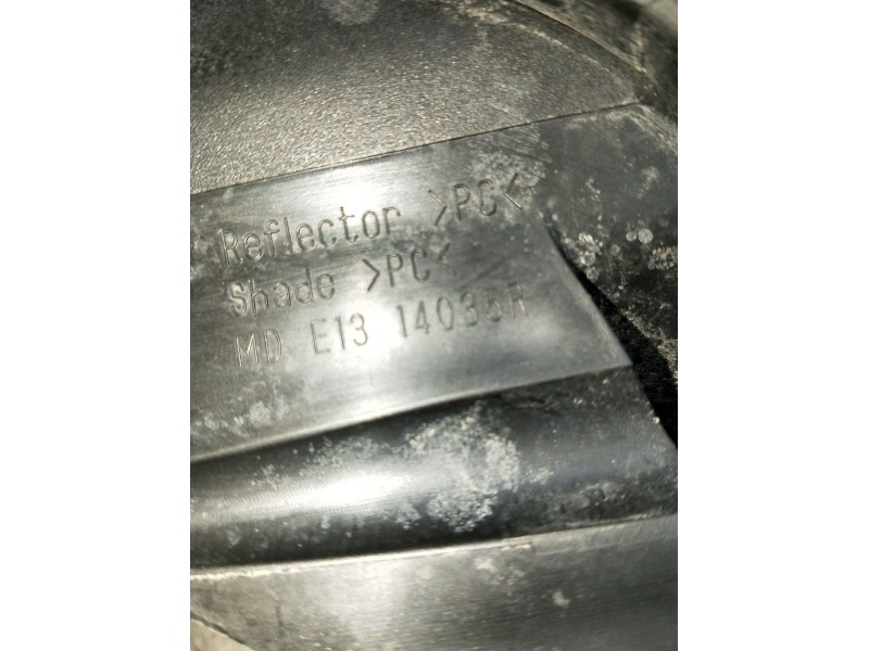 Recambio de faro antiniebla derecho para lexus nx (_z1_) 300h awd (ayz15) referencia OEM IAM E13 14035  